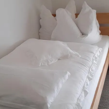 Zum Herrenwald * 施塔特阿伦多夫